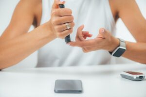 Objawy Insulinooporności: Wczesne Sygnały Niebezpiecznego Zaburzenia